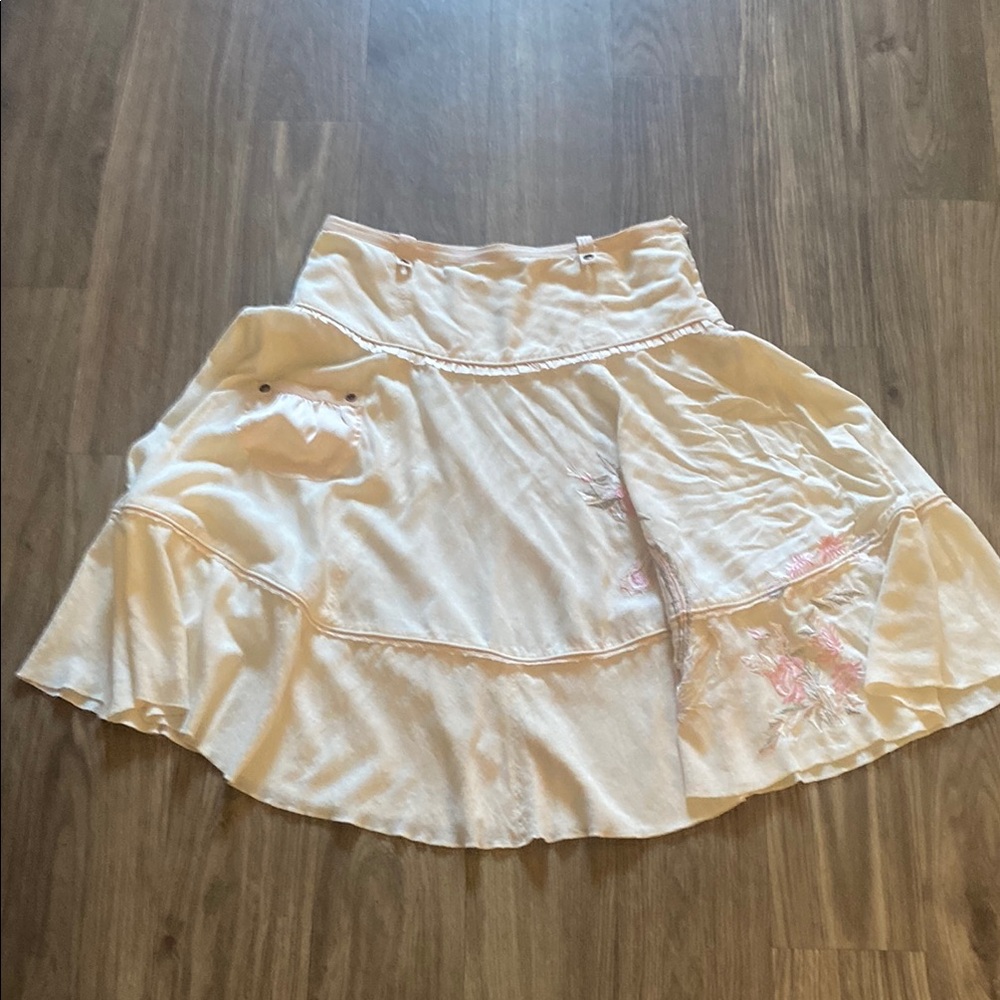 Kimchi Blue Cream High-Low A-Line Skirt